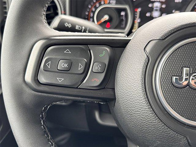 new 2025 Jeep Gladiator car, priced at $48,985