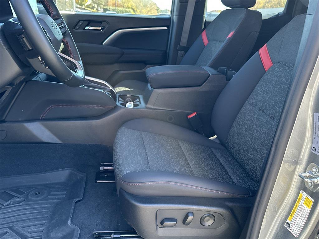 used 2025 Chevrolet Colorado car, priced at $42,992