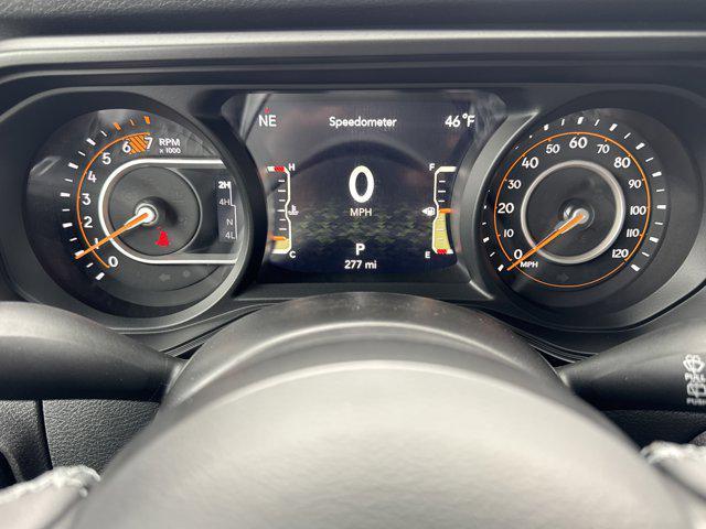 new 2025 Jeep Wrangler car, priced at $45,075