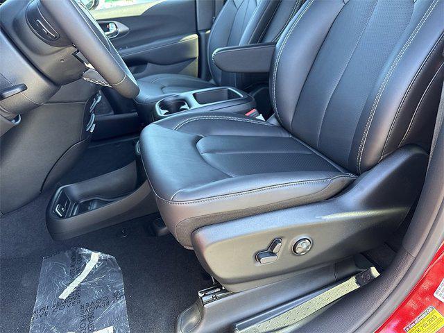 new 2026 Chrysler Pacifica car, priced at $46,989