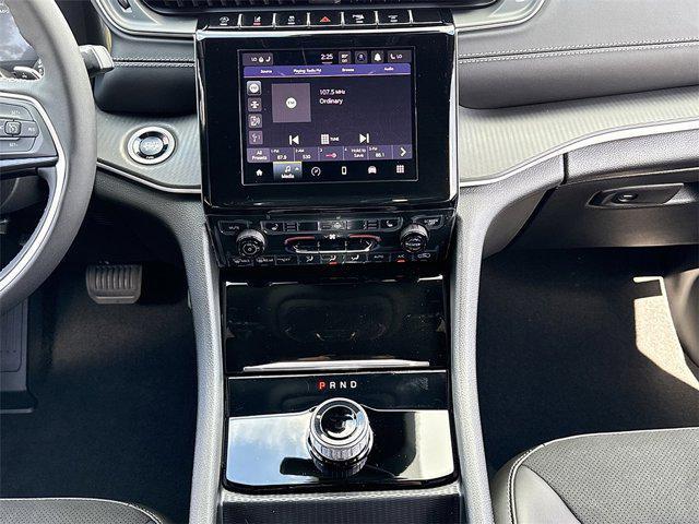 new 2025 Jeep Grand Cherokee L car, priced at $39,880