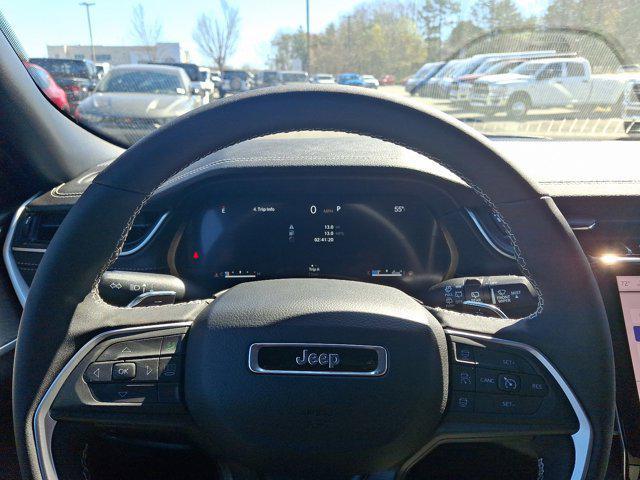 new 2025 Jeep Grand Cherokee car, priced at $41,375