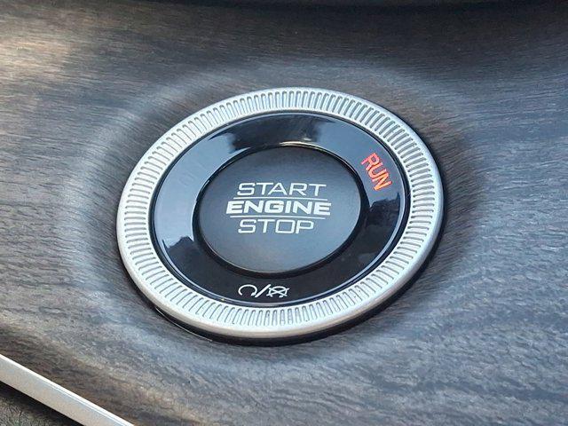 new 2025 Jeep Grand Cherokee car, priced at $41,375