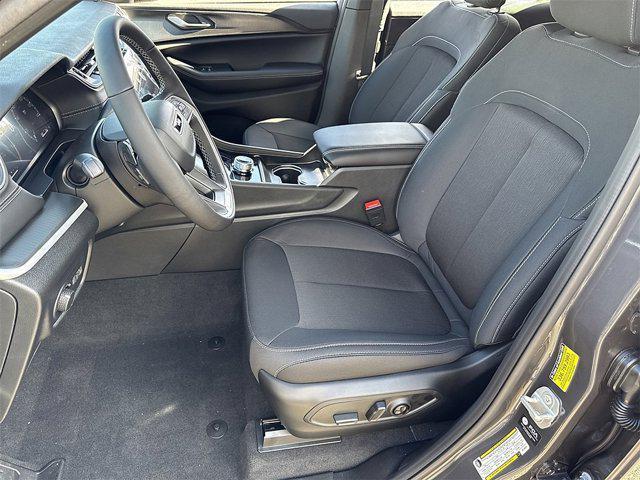 new 2025 Jeep Grand Cherokee L car, priced at $37,954