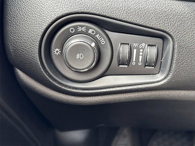 used 2020 Jeep Renegade car, priced at $14,773