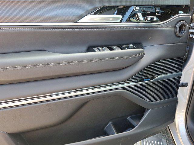 new 2025 Jeep Grand Wagoneer L car, priced at $94,032