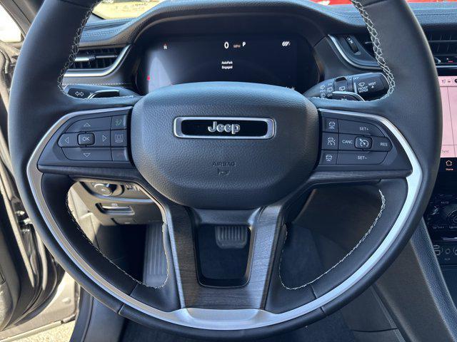 new 2025 Jeep Grand Cherokee car, priced at $43,983