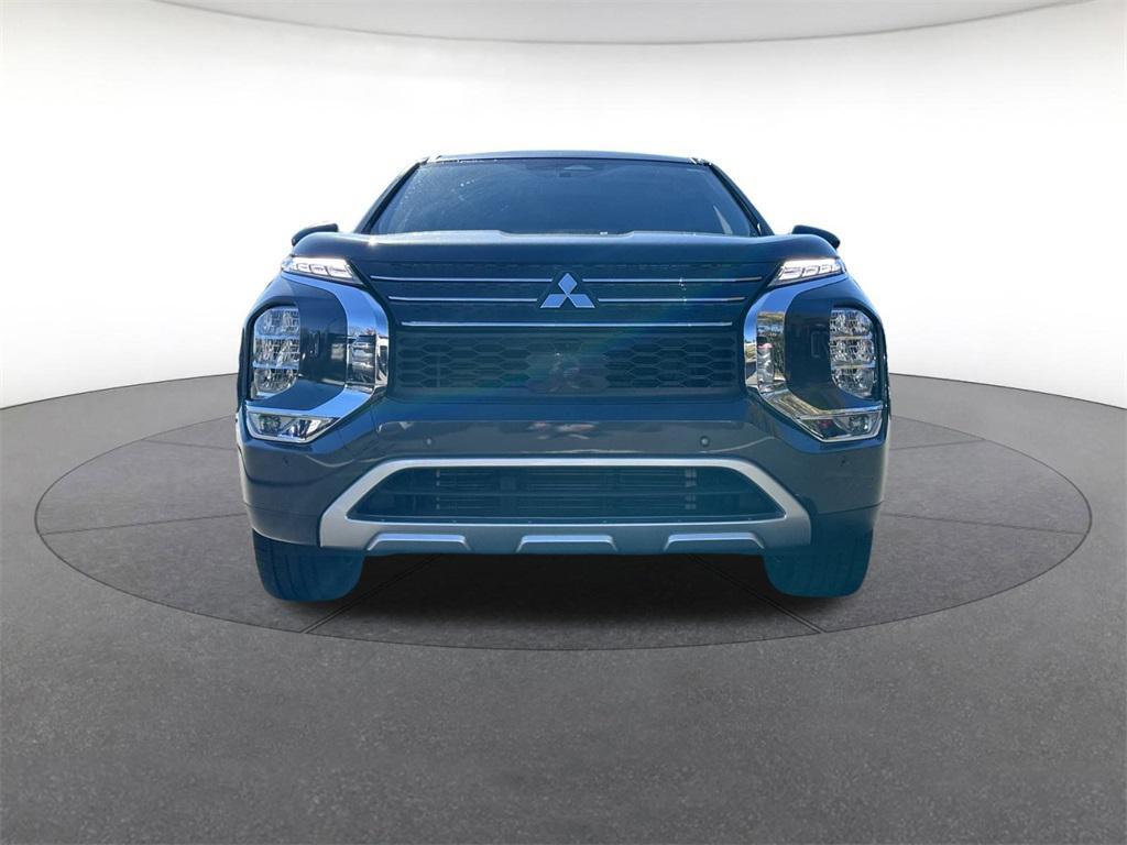 used 2024 Mitsubishi Outlander car, priced at $24,359