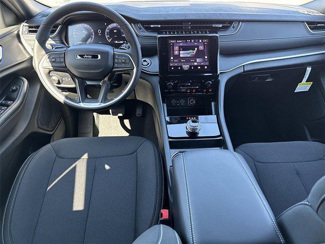 new 2025 Jeep Grand Cherokee L car, priced at $38,105