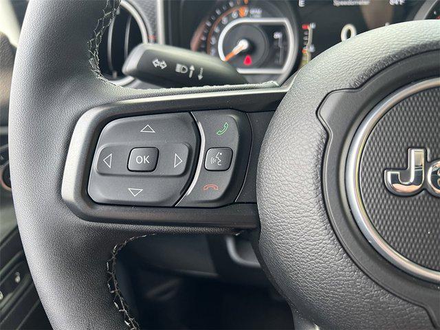 new 2025 Jeep Gladiator car, priced at $53,660