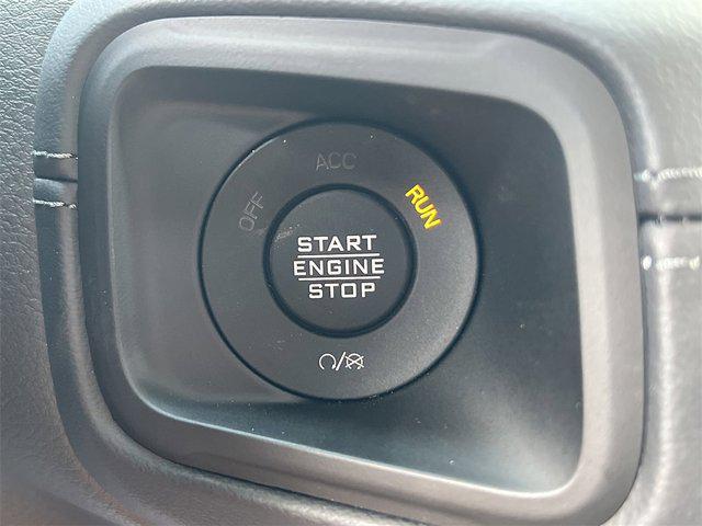 new 2025 Jeep Gladiator car, priced at $53,660