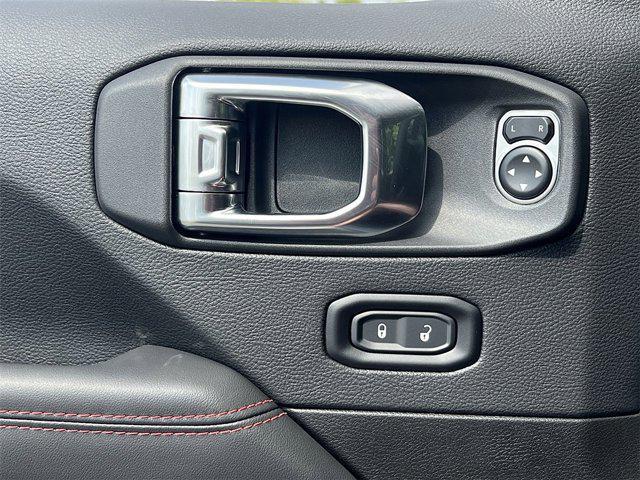 new 2025 Jeep Gladiator car, priced at $53,660