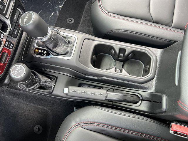 new 2025 Jeep Gladiator car, priced at $53,660