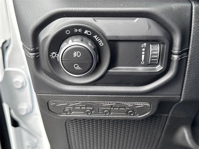 new 2025 Jeep Gladiator car, priced at $50,350