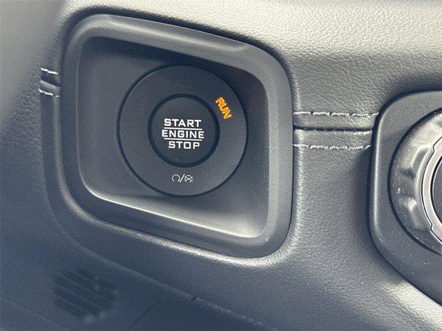 new 2025 Jeep Gladiator car, priced at $50,350