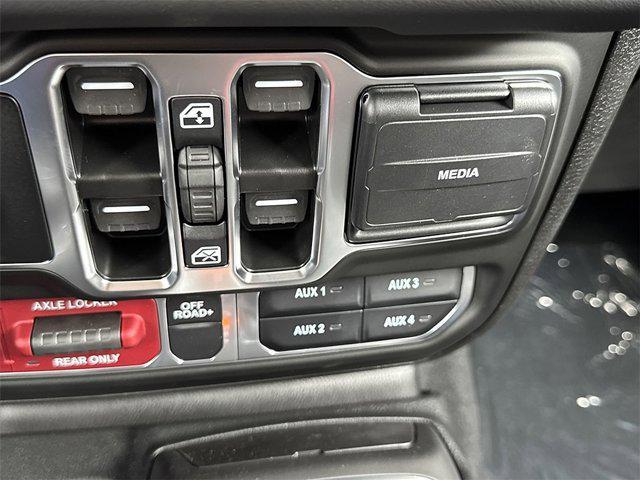 new 2025 Jeep Gladiator car, priced at $50,350