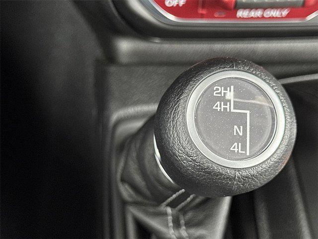 new 2025 Jeep Gladiator car, priced at $50,350