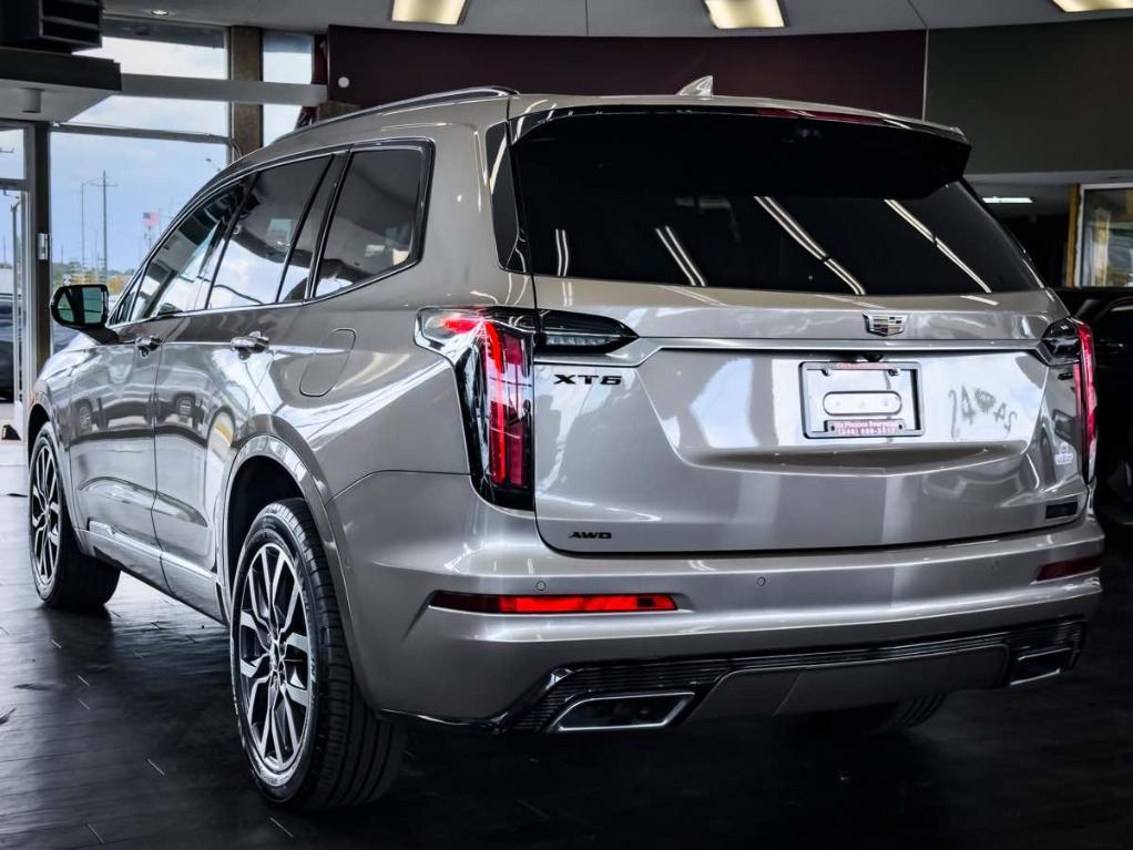 used 2023 Cadillac XT6 car, priced at $36,995