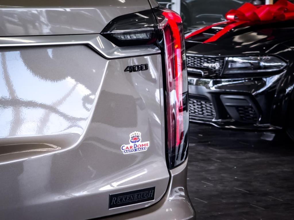 used 2023 Cadillac XT6 car, priced at $36,995