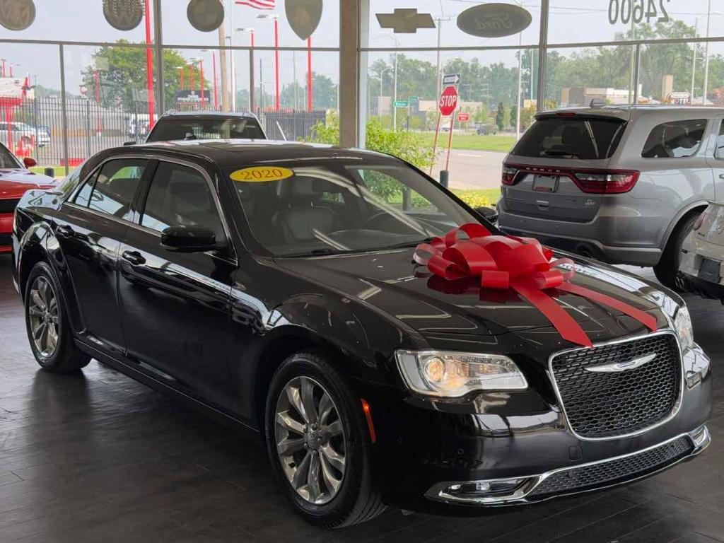 used 2020 Chrysler 300 car, priced at $17,995