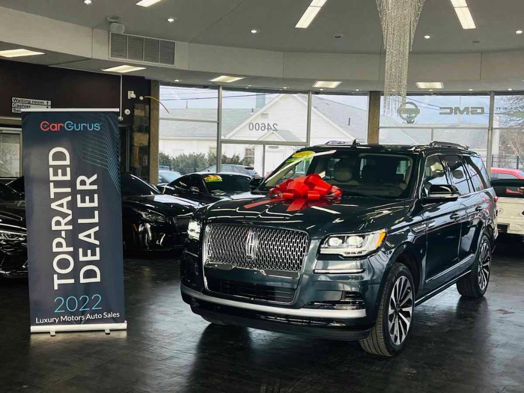 used 2024 Lincoln Navigator car, priced at $74,995