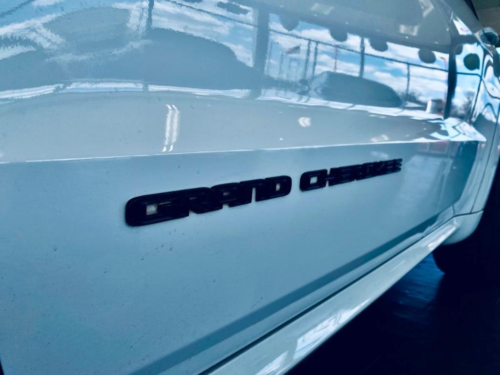 used 2019 Jeep Grand Cherokee car, priced at $42,995