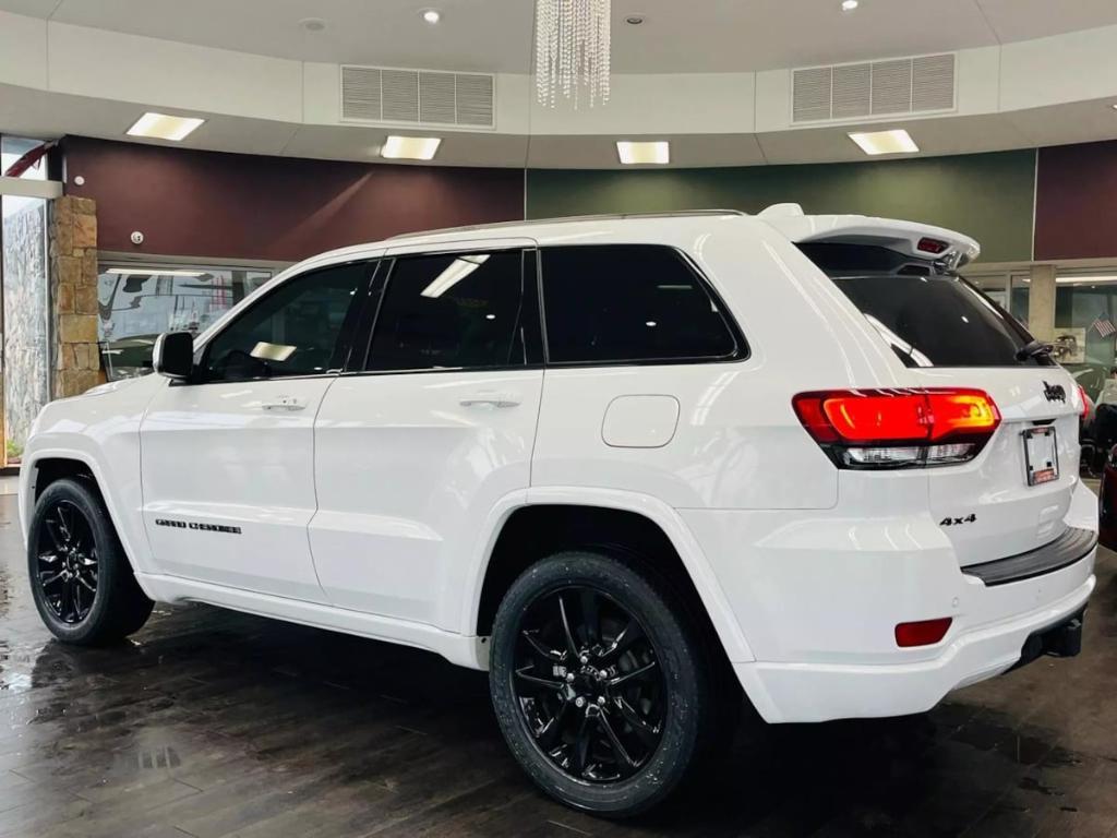 used 2020 Jeep Grand Cherokee car, priced at $21,499