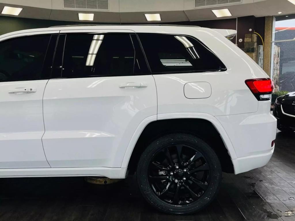 used 2020 Jeep Grand Cherokee car, priced at $21,499