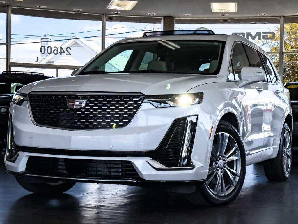 used 2024 Cadillac XT6 car, priced at $37,495