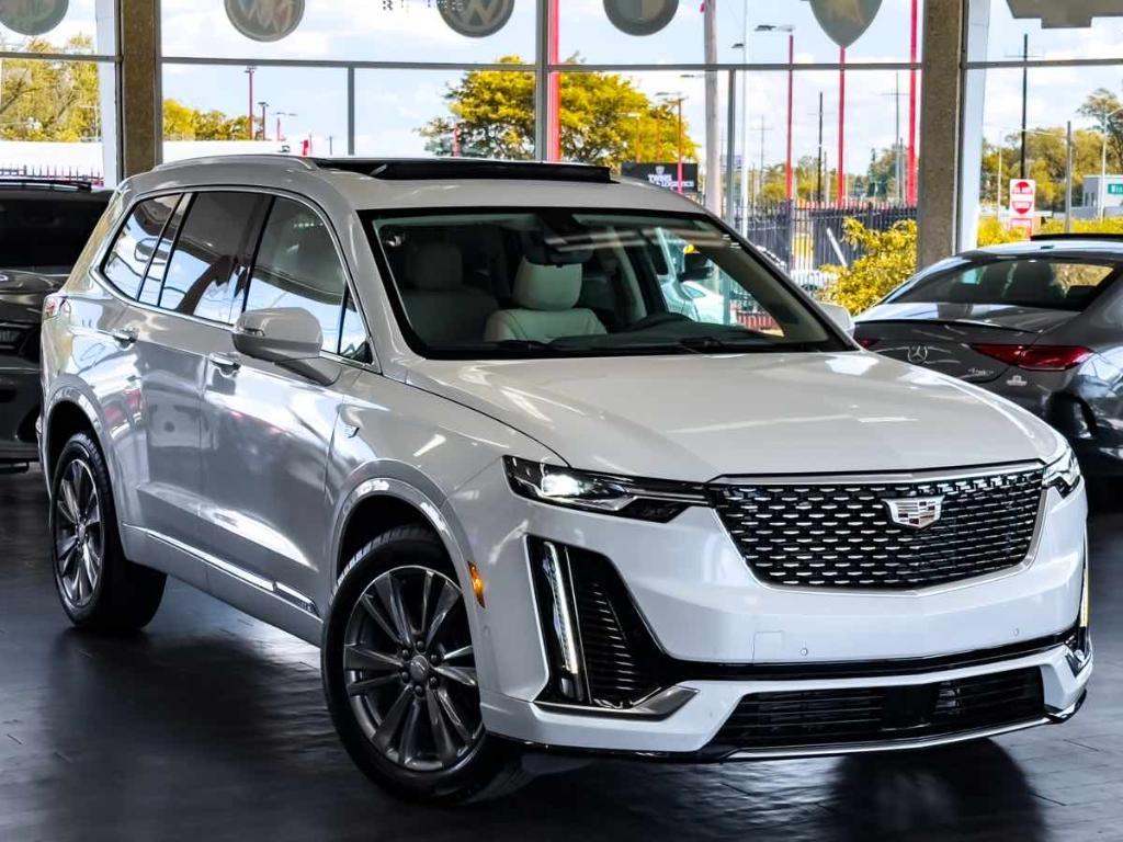 used 2024 Cadillac XT6 car, priced at $37,495