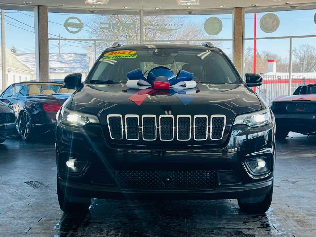 used 2021 Jeep Cherokee car, priced at $19,495