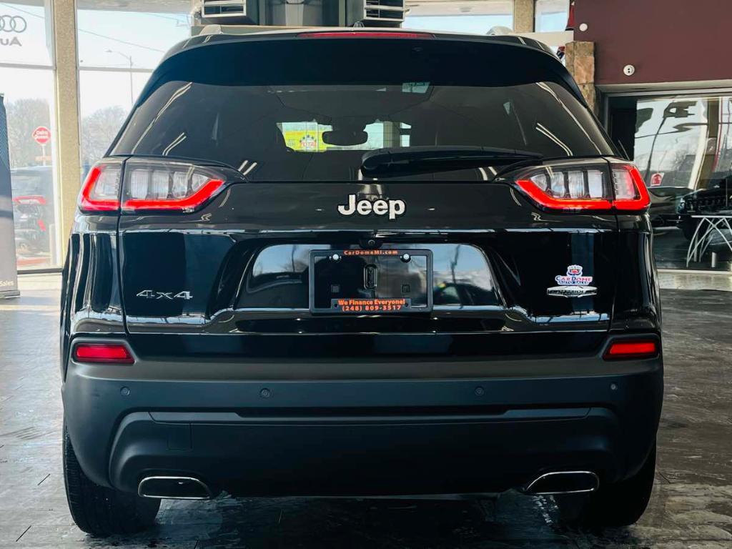 used 2021 Jeep Cherokee car, priced at $19,495