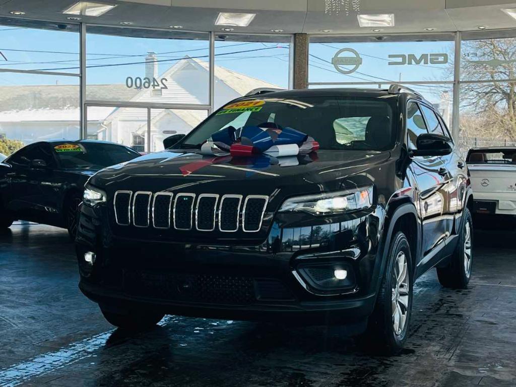 used 2021 Jeep Cherokee car, priced at $19,495