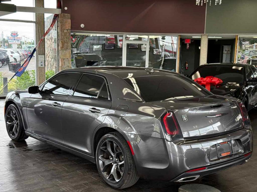 used 2022 Chrysler 300 car, priced at $19,995