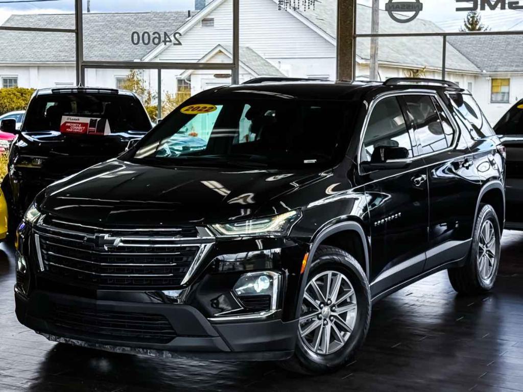 used 2022 Chevrolet Traverse car, priced at $19,495