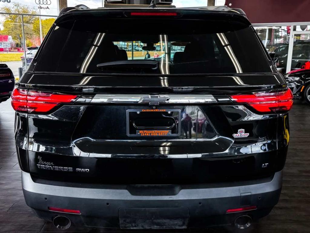 used 2022 Chevrolet Traverse car, priced at $19,495