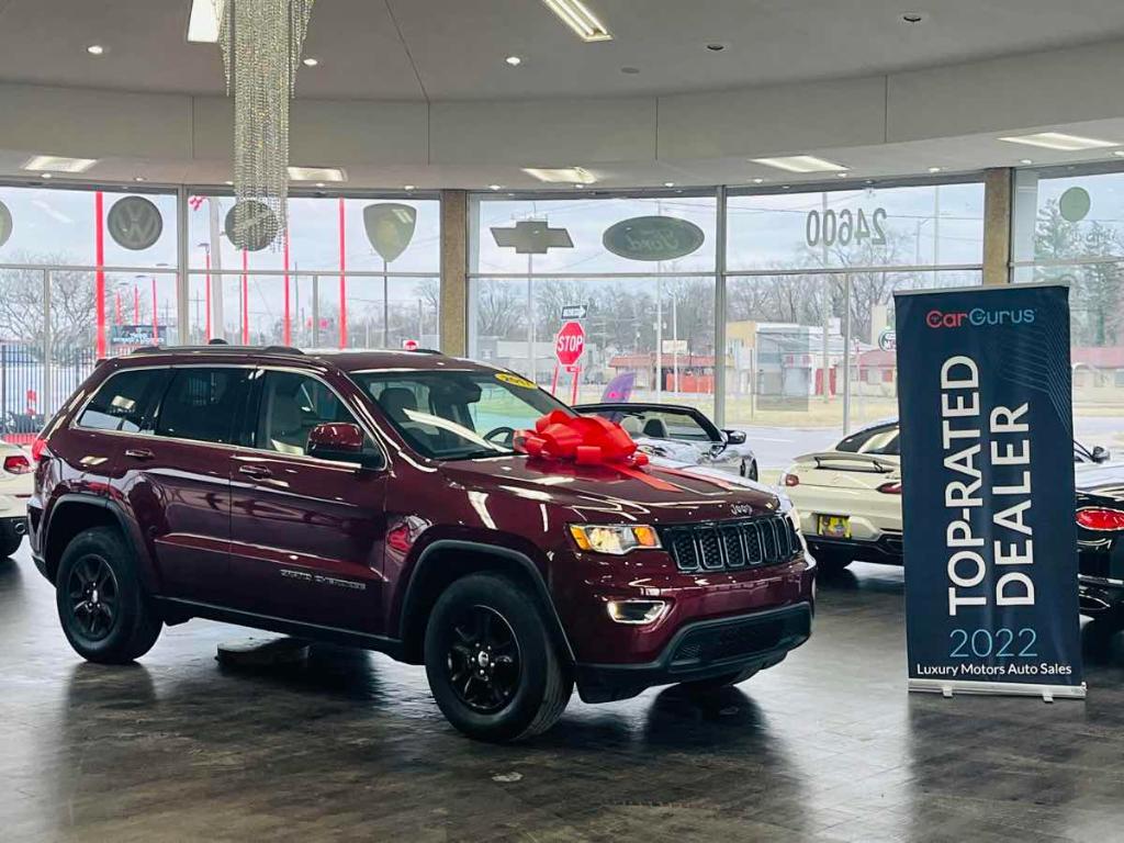 used 2017 Jeep Grand Cherokee car, priced at $15,499