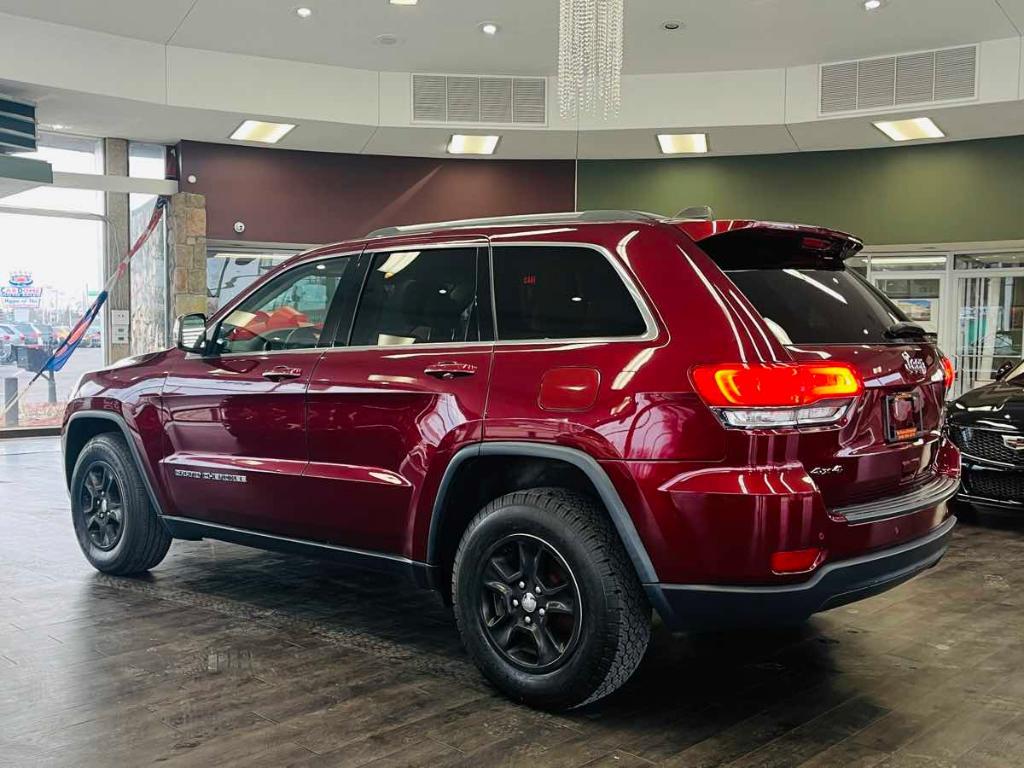 used 2017 Jeep Grand Cherokee car, priced at $15,499