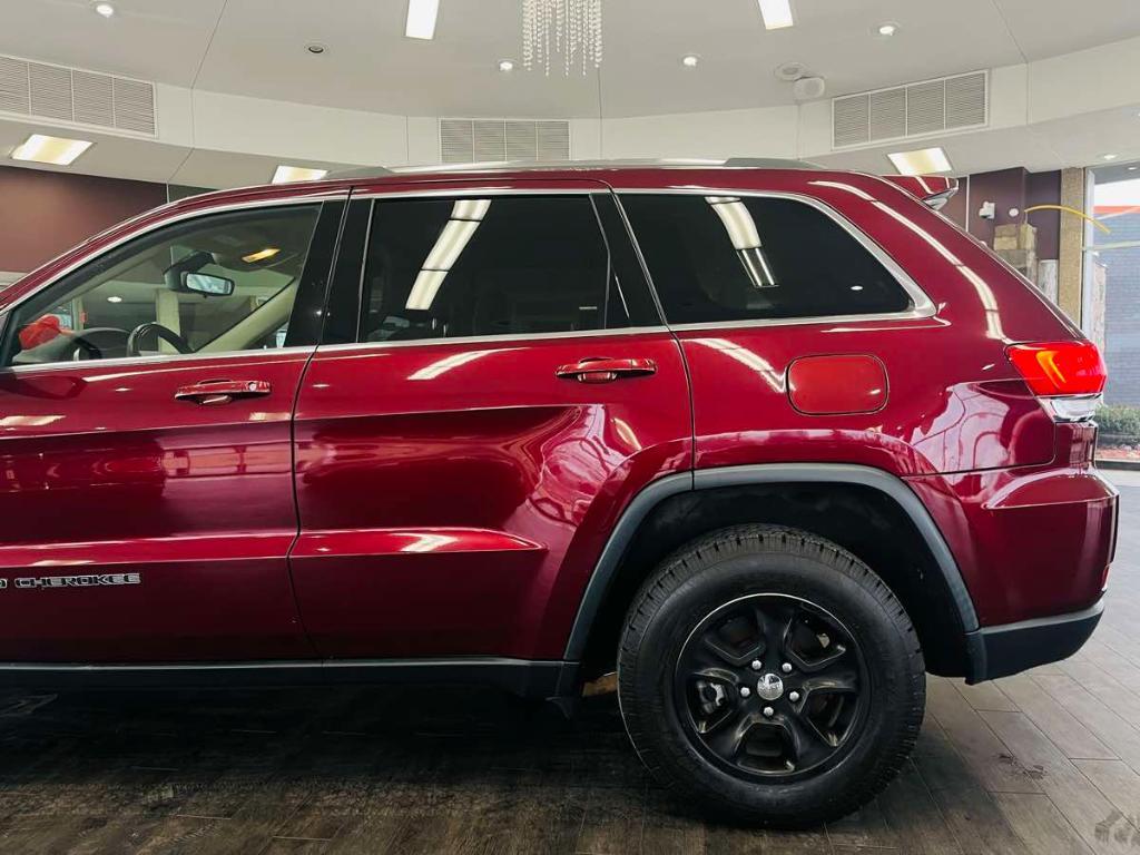 used 2017 Jeep Grand Cherokee car, priced at $15,499