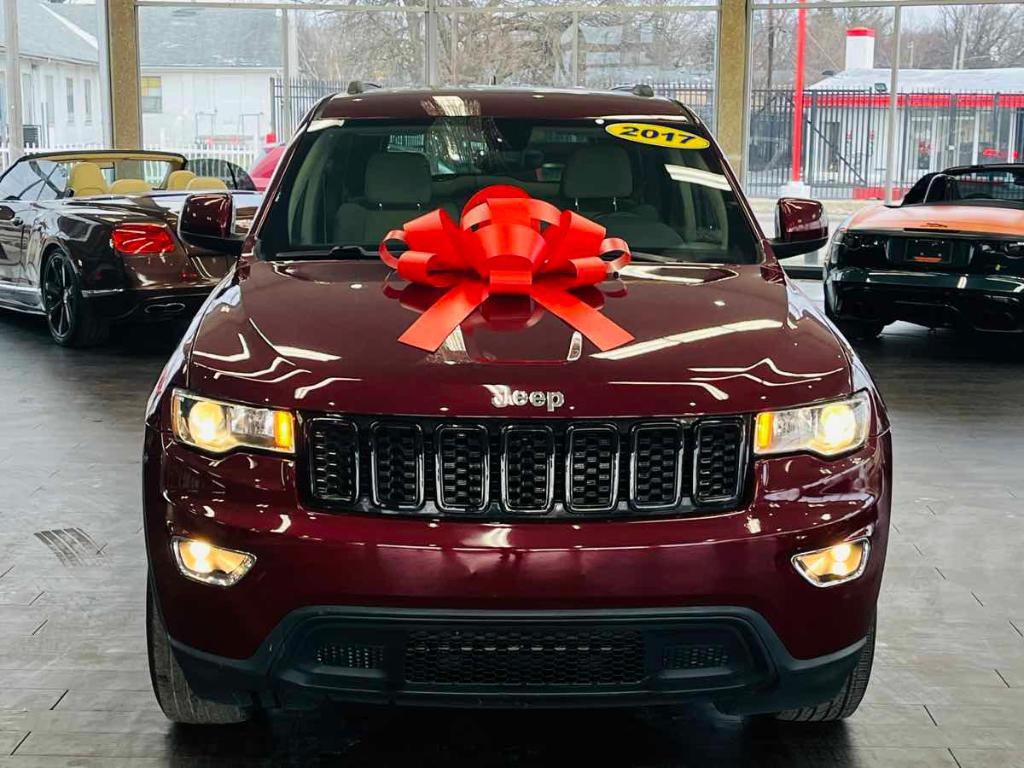 used 2017 Jeep Grand Cherokee car, priced at $15,499