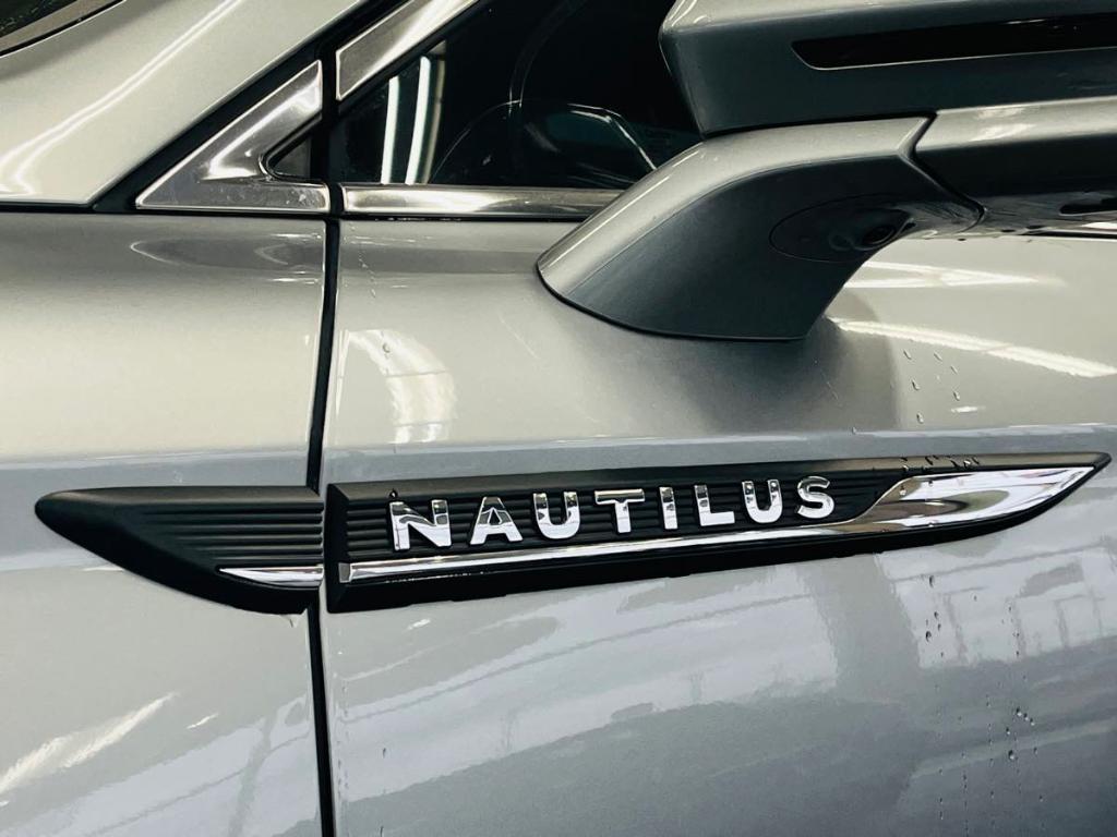 used 2022 Lincoln Nautilus car, priced at $33,499