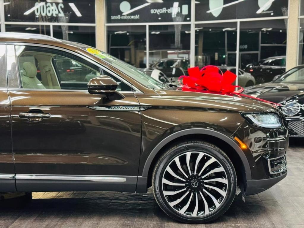 used 2019 Lincoln Nautilus car, priced at $27,999