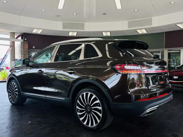 used 2019 Lincoln Nautilus car, priced at $27,999