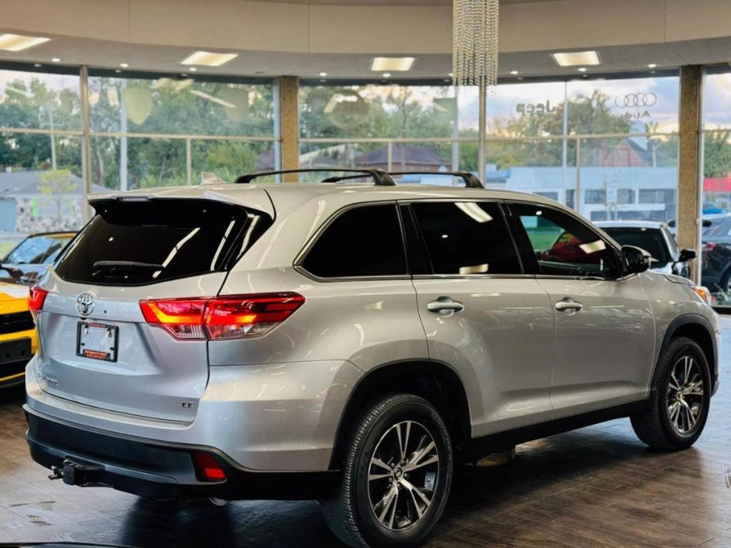 used 2019 Toyota Highlander car, priced at $22,499