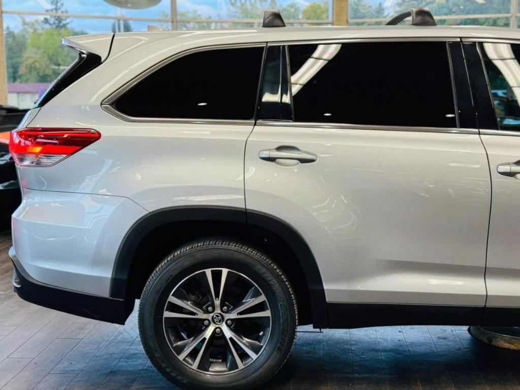 used 2019 Toyota Highlander car, priced at $22,499