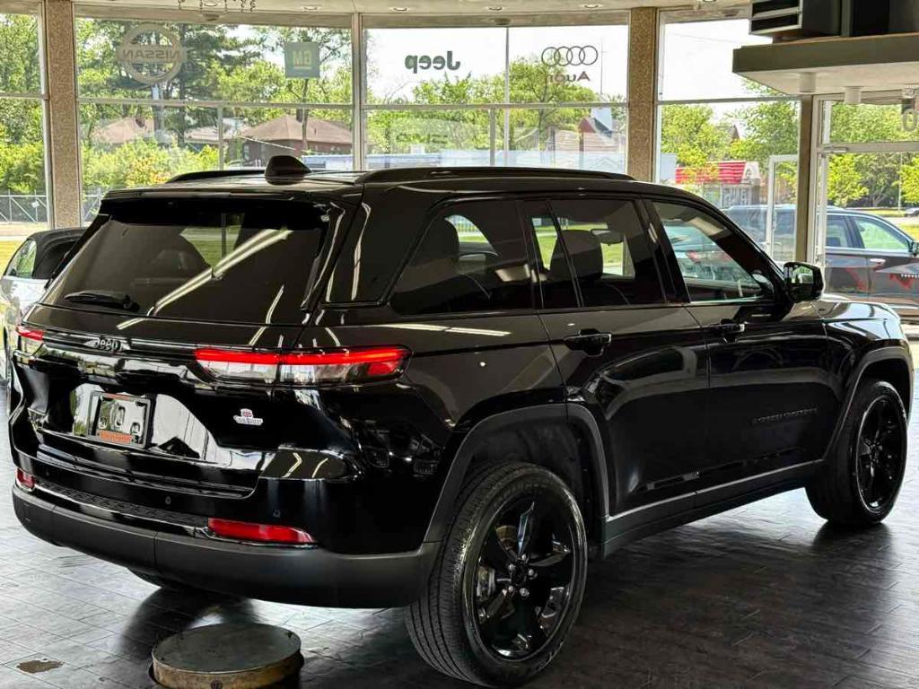 used 2023 Jeep Grand Cherokee car