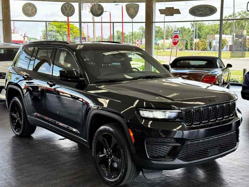 used 2023 Jeep Grand Cherokee car
