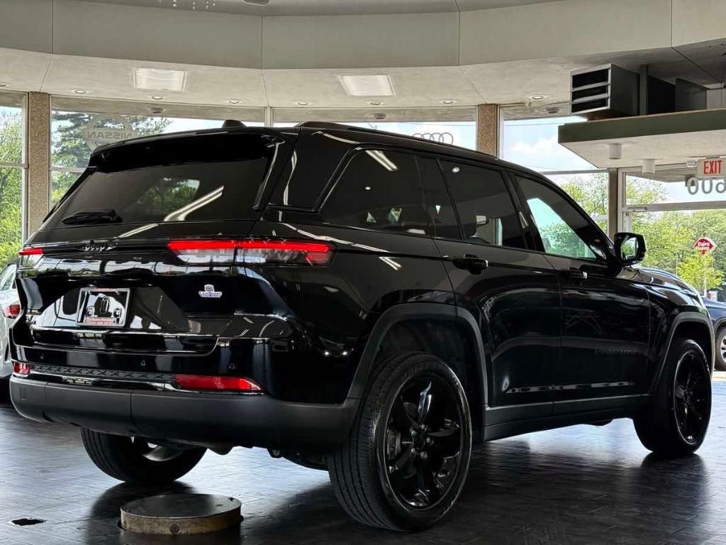 used 2023 Jeep Grand Cherokee car