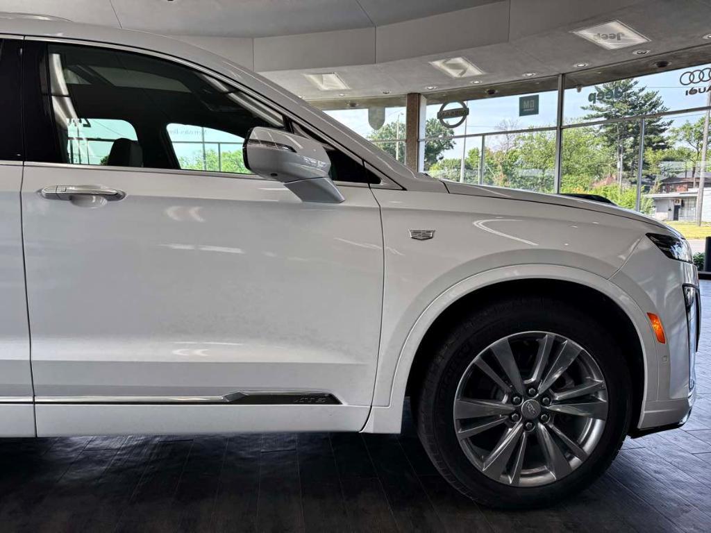 used 2024 Cadillac XT6 car, priced at $38,495