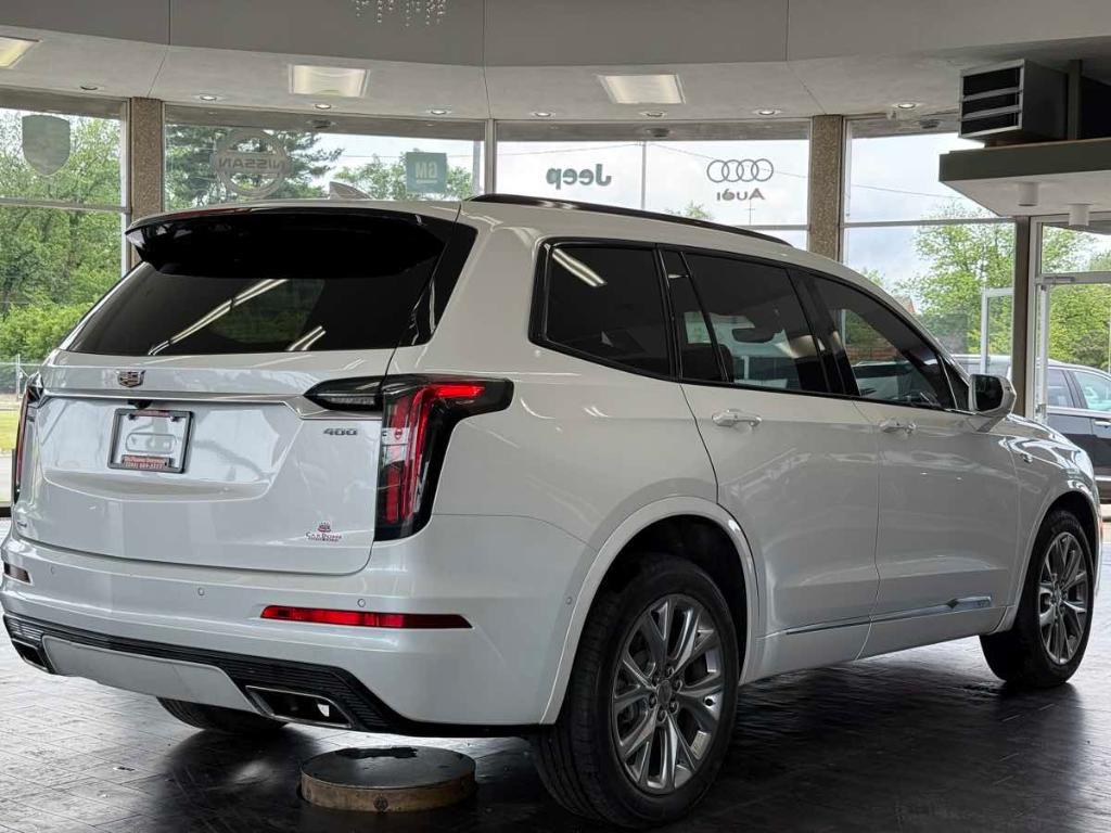 used 2020 Cadillac XT6 car, priced at $27,495